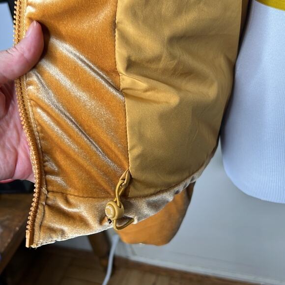 Fabletics Light Honey Wonder Velour Cropped Puffer Jacket - Picture 11 of 12